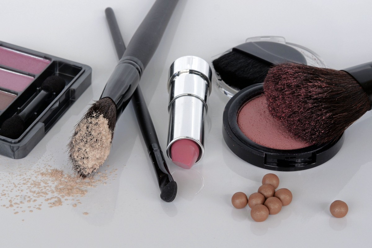 Foundation For Glowing Skin Made With Richness Of Alomonds